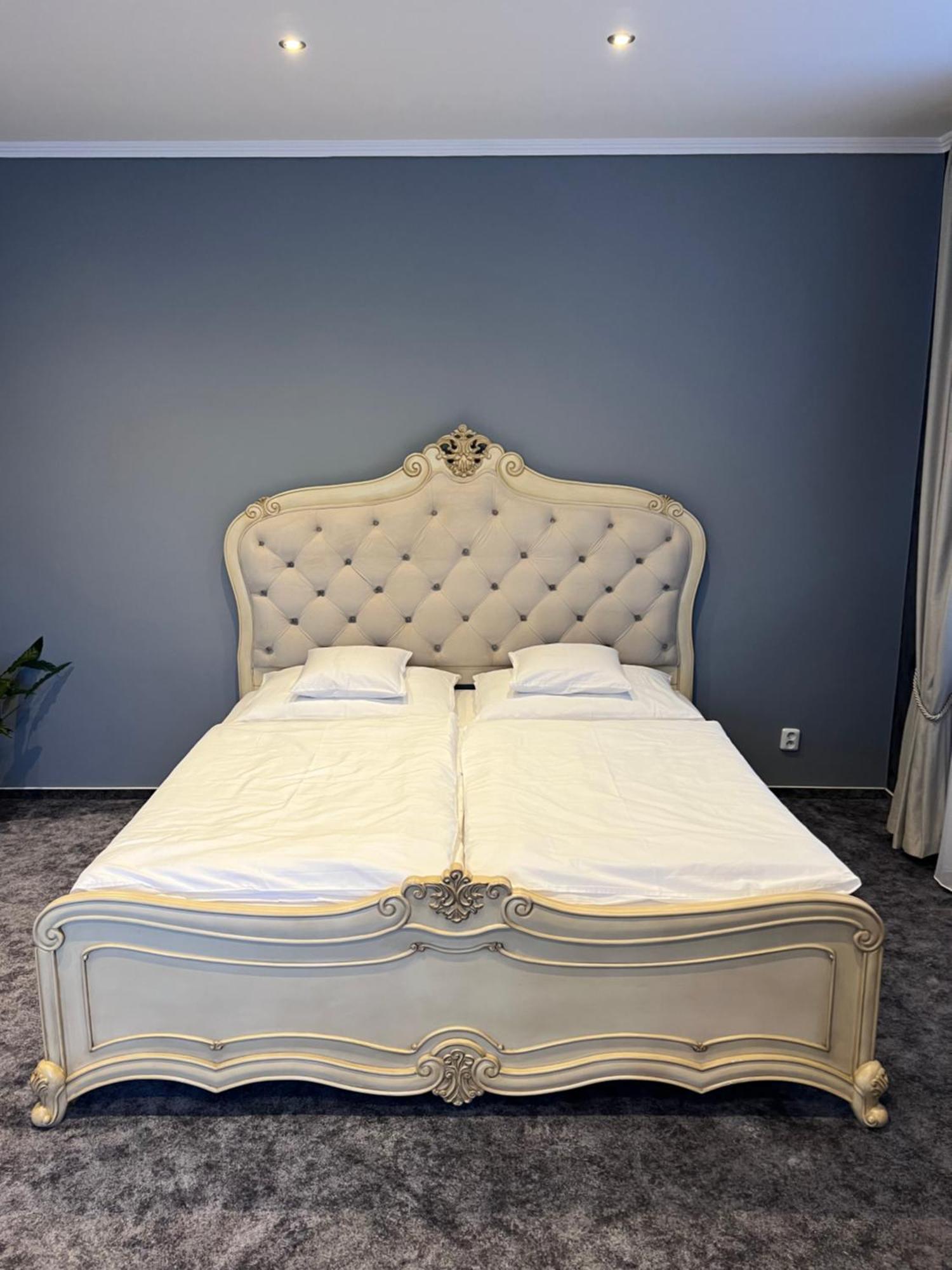 Apartmany Pekarna 1898 贝龙 外观 照片