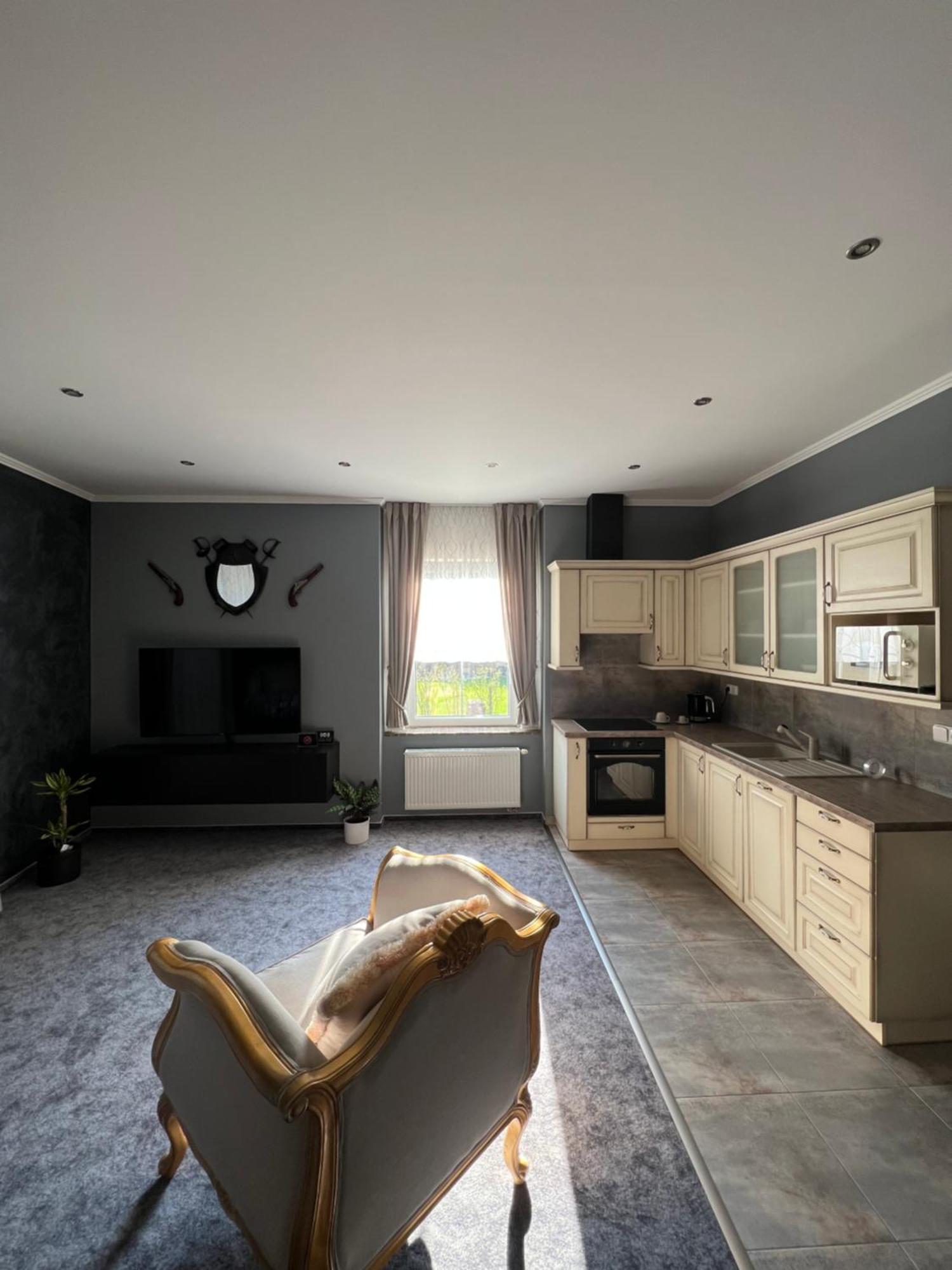 Apartmany Pekarna 1898 贝龙 外观 照片